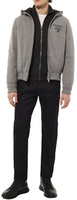 PRADA Logo Print Zip-Up Hooded Puffer Jacket Grey SGC021-10J4-F0031-S-212 Lookbook PRADA Logo Print Zip-Up Hooded Puffer Jacket Grey SGC021-10J4-F0031-S-212