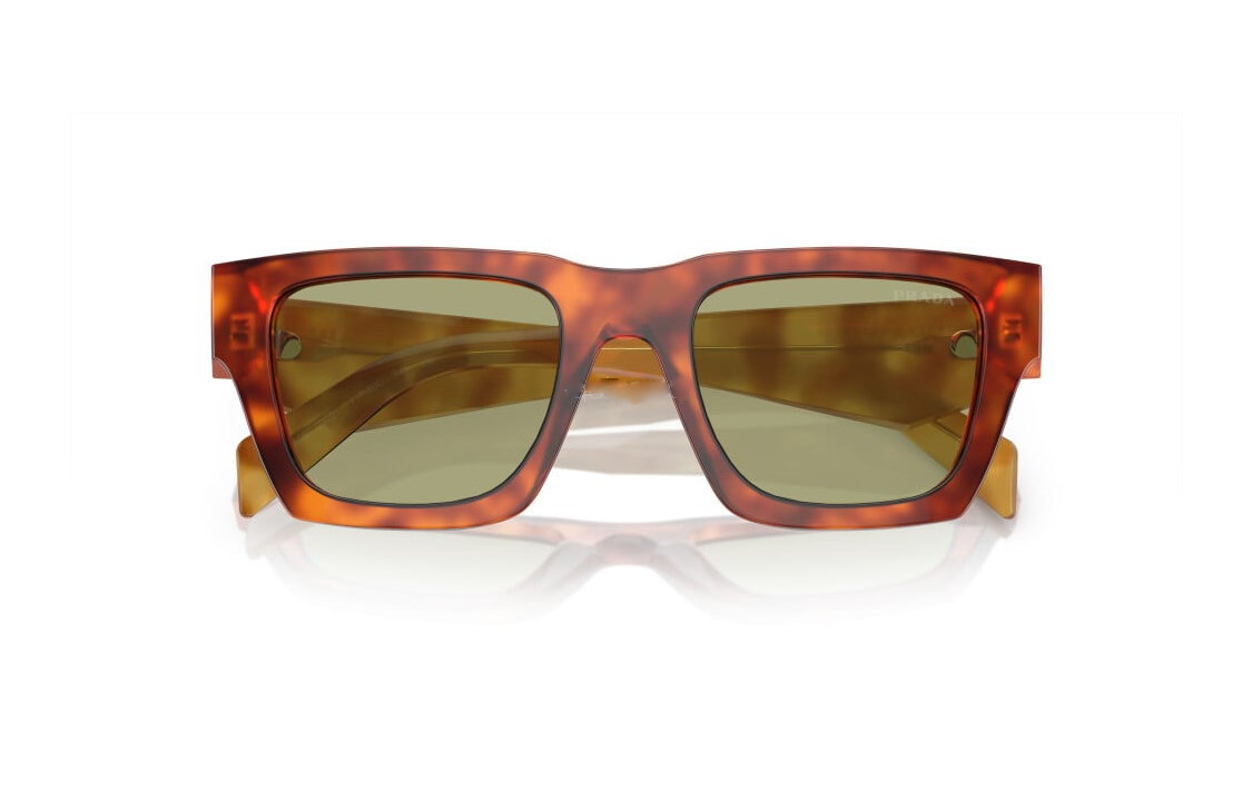 Shop PRADA 矩形醋酸板玳瑁墨鏡 經典字母鏡腳款式 PRA06S11P60C