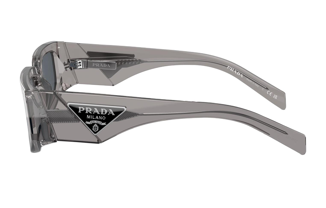 Shop PRADA Gafas de Sol Rectangulares Grises con Logo Triangular Marco Acetato. PR09ZS18S09T