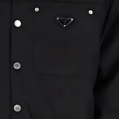 프라다 솔리드 컬러 버튼업 긴팔 셔츠 - 블랙 SC713M-1WQ8-F0002-S-232 Purchase 프라다 솔리드 컬러 버튼업 긴팔 셔츠 - 블랙 SC713M-1WQ8-F0002-S-232