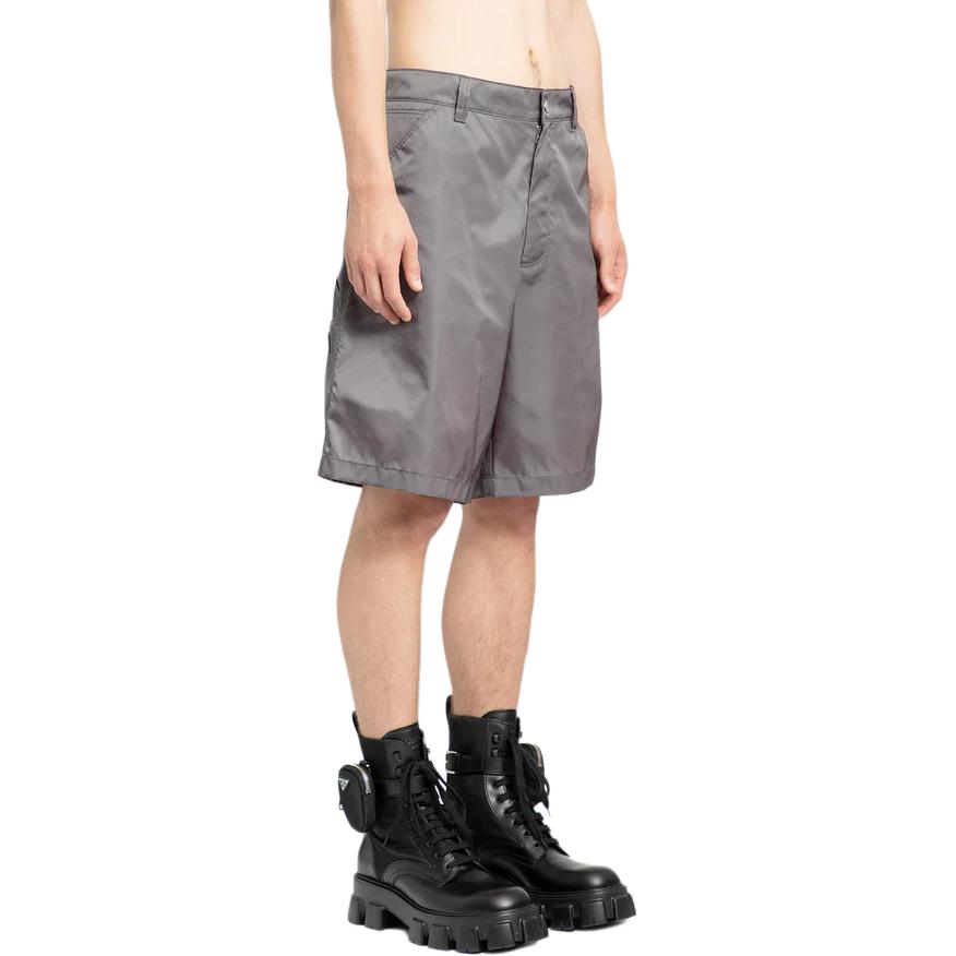 Purchase PRADA 純色拉鍊休閒短褲 灰色 SPH292-1WQ8-F0D65-S-222