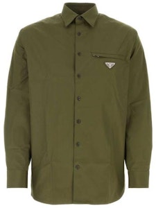 普拉达 绿色长袖翻领实心徽标衬衫 UCN549-1XV2-F0161-S-OOO Order 普拉达 绿色长袖翻领实心徽标衬衫 UCN549-1XV2-F0161-S-OOO