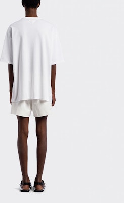 프라다 화이트 포켓 코튼 반팔 티셔츠 UJN812-240-F0009-S-221 Shop 프라다 화이트 포켓 코튼 반팔 티셔츠 UJN812-240-F0009-S-221