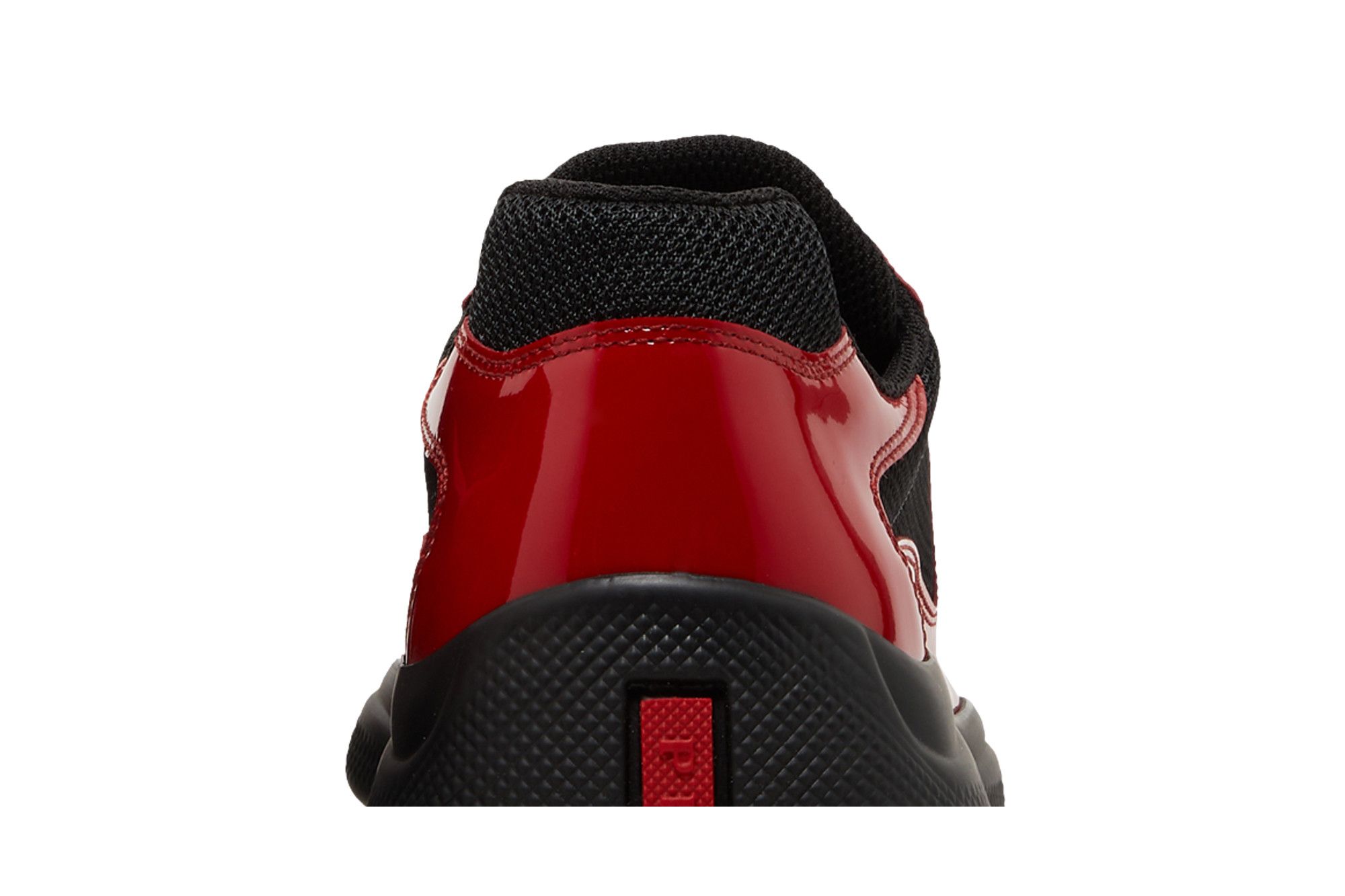 Sizing Prada America's Cup 'Merah Hitam' 4E3400-3L46-F0927
