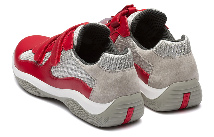 Shop PRADA America‘s Cup 皮革 魔術貼拼色 減震 低筒 休閒運動鞋 男款 紅灰