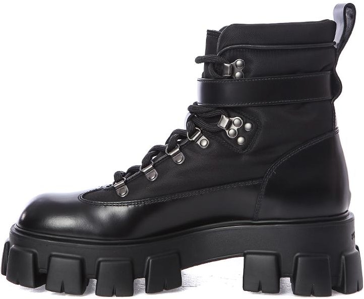 prada-ankle-boot-black-leather-block-heel-2-ue-009-3-lfr-f0002