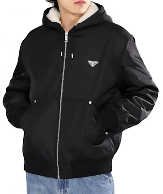 Prada 黑色连帽logo长袖拉链夹克 SGC5851WQ8-F0002 Shop Prada 黑色连帽logo长袖拉链夹克 SGC5851WQ8-F0002