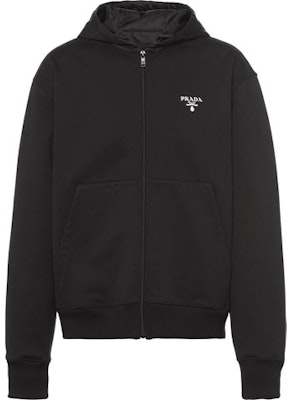 普拉达黑色Logo刺绣拉链连帽夹克外套. UJL186S2021YYB-F0806 Order 普拉达黑色Logo刺绣拉链连帽夹克外套. UJL186S2021YYB-F0806