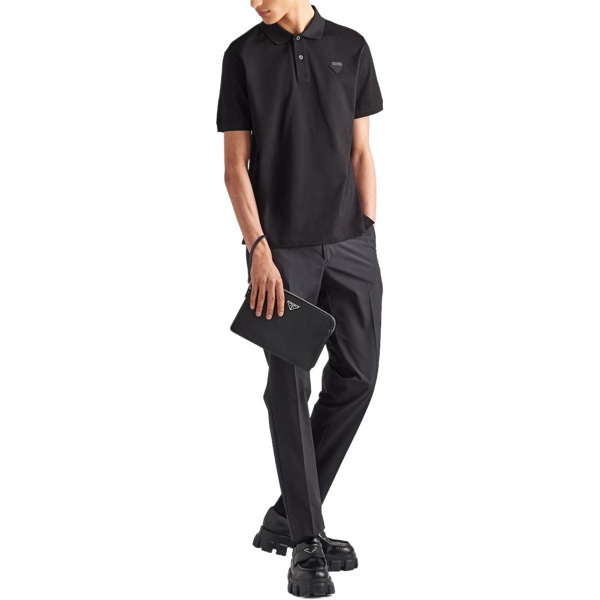 Lookbook 普拉达黑色纯色短袖POLO衫 UJN444XGS-F0002