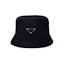 Buy Sombrero de Cubo PRADA Negro de Tela Sarga con Logo Triángulo para Hombre. 2HC137-2DXI-F0002