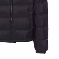 Sizing PRADA 黑色冬季羽絨外套,帶拉鍊與立領設計。 SGB702-1YFD-F0002-S-202