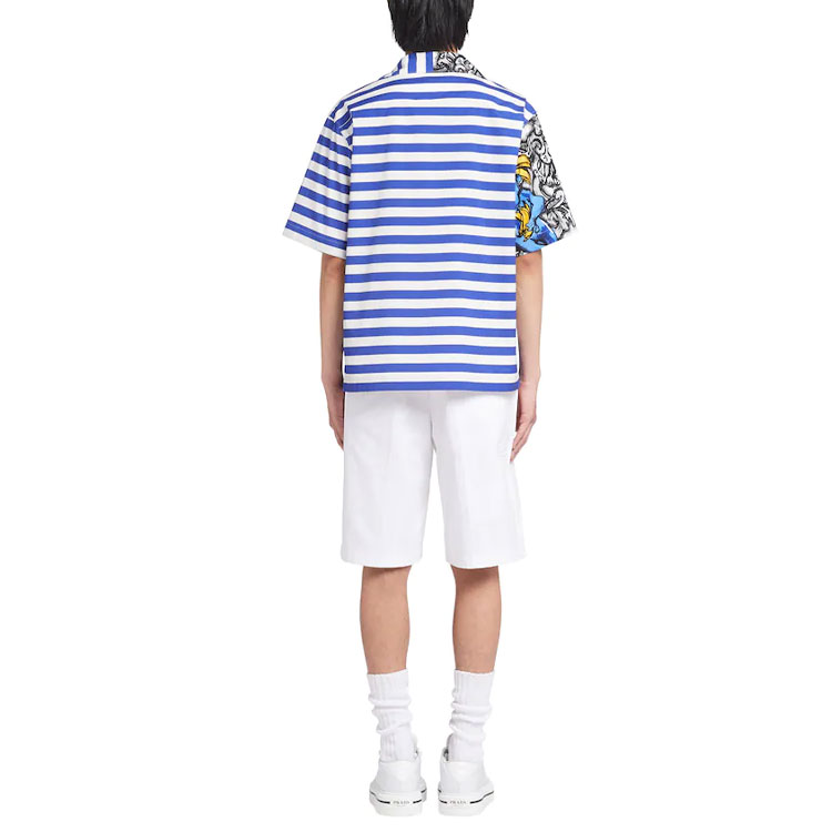 Shop PRADA 藍色卡通條紋短袖防曬襯衫 UCS406-1ZTG-F0424-S-212