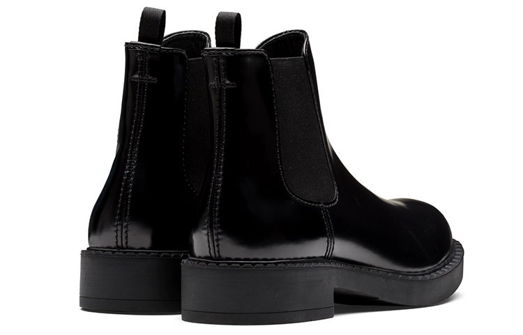Shop Prada Chelsea Boot aus gebürstetem Kalbsleder ''Schwarz'' 2TE168-P39-F0002