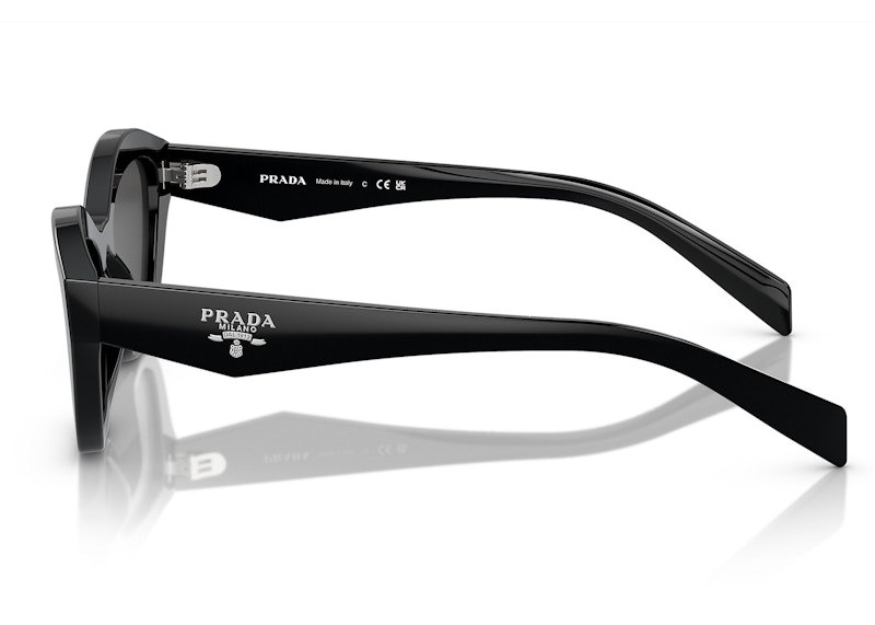 Lookbook 프라다 나비 선글라스 블랙/다크그레이 (PRA02S) 
