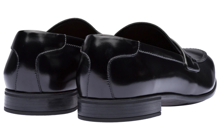 Prada Calf Leather Loafers 'Black Patent with Hot-pressed Logo' 圖 3