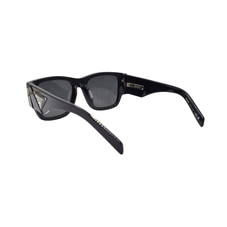 Shop PRADA Catwalk Cermin Mata Hitam Segi - Edisi Percutian Bergaya. SPR10Z-F 1AB-5S0
