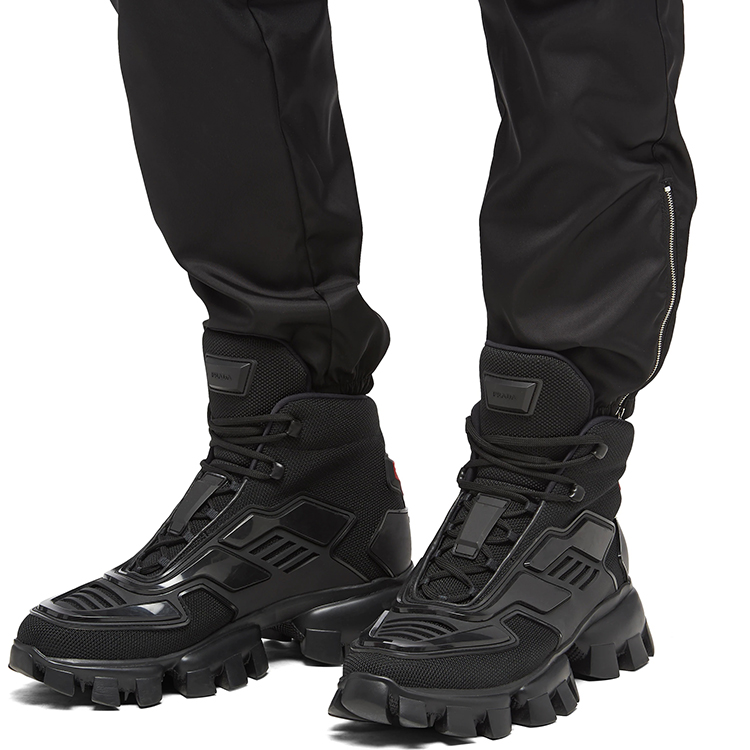 Sizing Prada Cloudbust Thunder Sneaker Tinggi 'Hitam' 2TG180_3KZU_F0002