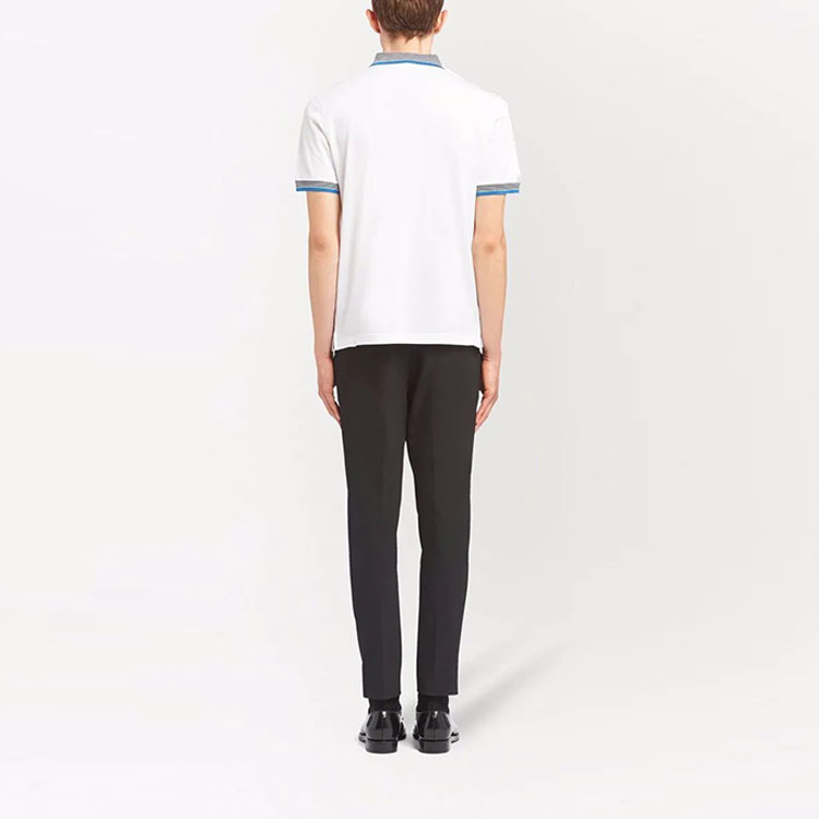 Shop 普拉达对比标志白色POLO衫 - 开学季特别版 UJN766S2121ZP5-F0009