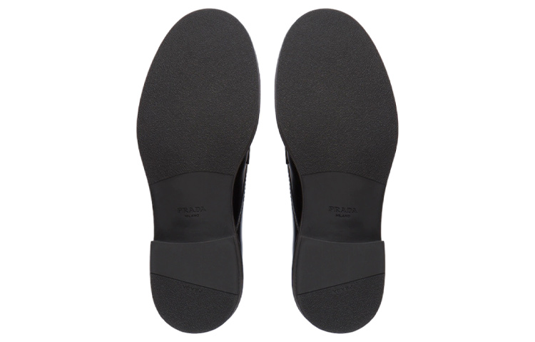 Purchase Prada Derby 'Kulit Hitam Mengkilap' 2EE345_055_F0002