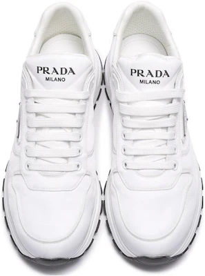 PRADA 編織皮革 三角形標誌 緩震 低筒 運動休閒鞋 男款 黑白 Shop PRADA 編織皮革 三角形標誌 緩震 低筒 運動休閒鞋 男款 黑白