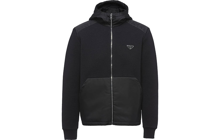 Order 프라다 FW21 블랙 로고 패치 지퍼 후드 자켓. UMG060-S212-1PT9-F0002