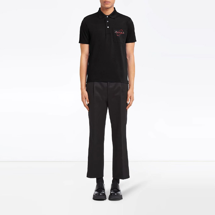 Lookbook 普拉达 FW21 宽松版标志性黑色POLO衫 UJN651-S201-1WO4