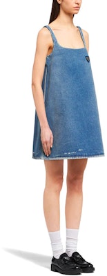 普拉达 FW21 固定标志蓝色牛仔吊带A字连衣裙 GFA122-1ZAB-F0008-S-212 Purchase 普拉达 FW21 固定标志蓝色牛仔吊带A字连衣裙 GFA122-1ZAB-F0008-S-212