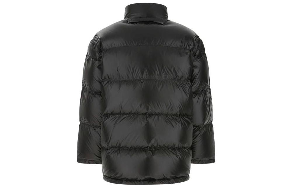 Lookbook PRADA FW22 黑色立領拉鍊羽絨外套 SGC076-11A9-F0002-S-222
