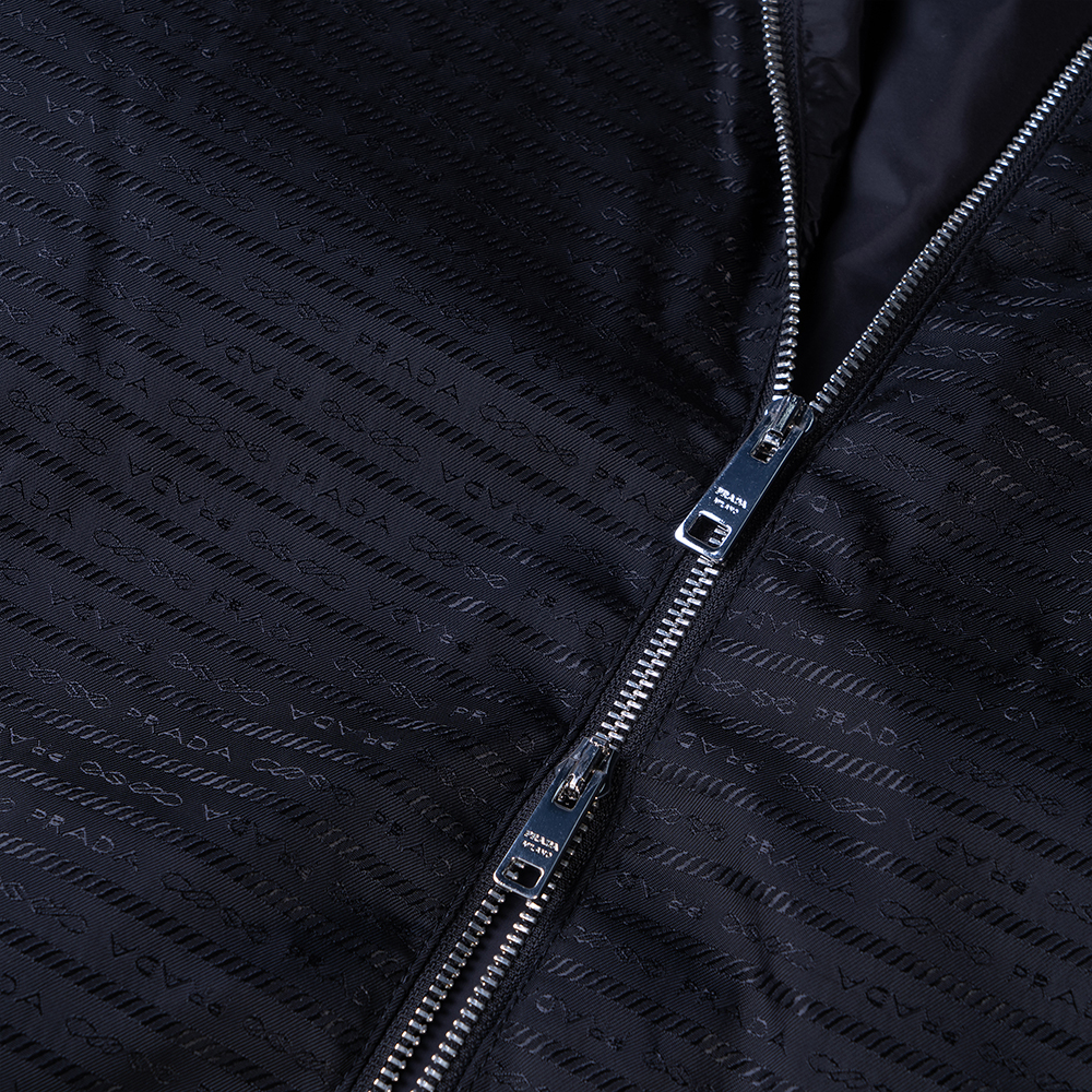 PRADA FW22  Black Full-Zip Hoodie Jacket with Logo. SGC05711FCF-0002 圖 5