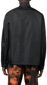 PRADA FW22 Baju Hitam Lengan Panjang High-Neck Logo Sunscreen. SC633-1WQ8-F0002-S-222 Shop PRADA FW22 Baju Hitam Lengan Panjang High-Neck Logo Sunscreen. SC633-1WQ8-F0002-S-222