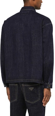 프라다 FW22 블랙 루즈핏 선프로텍션 데님 셔츠. GEC066109J-F0008 Purchase 프라다 FW22 블랙 루즈핏 선프로텍션 데님 셔츠. GEC066109J-F0008