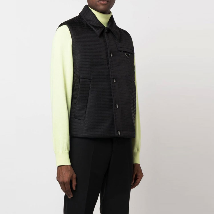 Purchase PRADA FW22 Jaket Tanpa Lengan Hitam Single-Breasted dengan Logo Terperinci. SGC058-11FC-F0002-S-221