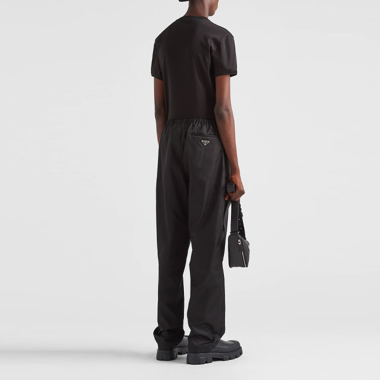 Purchase PRADA FW22 Baju-T Hitam Logo Lengan Pendek Crewneck UJN824-11ZM-F0002-S-222