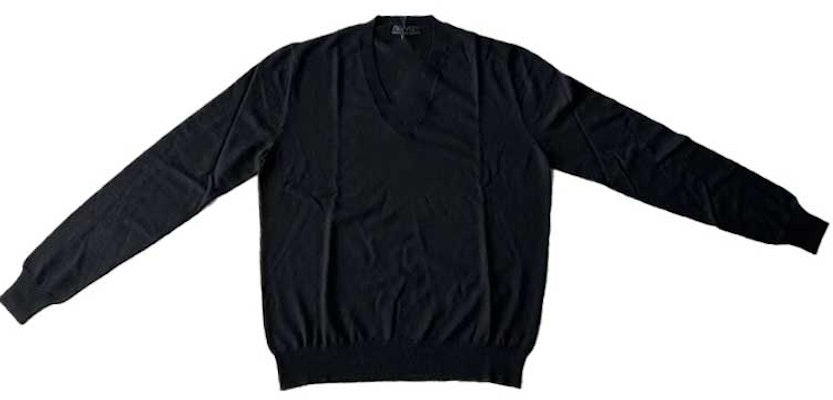 PRADA FW22 黑色V領長袖針織毛衣 DNA888-1LR5-F0002-S-201 Order PRADA FW22 黑色V領長袖針織毛衣 DNA888-1LR5-F0002-S-201