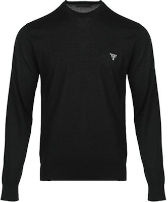PRADA FW22 Sweater Wol Hitam dengan Logo Bordir. UM-B264-1ZLEF-0-002 Buy PRADA FW22 Sweater Wol Hitam dengan Logo Bordir. UM-B264-1ZLEF-0-002