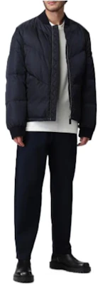 PRADA FW22 High-Waist Tapered Casual Pants Black. SPH217-108I-F0002-S-222 Lookbook PRADA FW22 High-Waist Tapered Casual Pants Black. SPH217-108I-F0002-S-222
