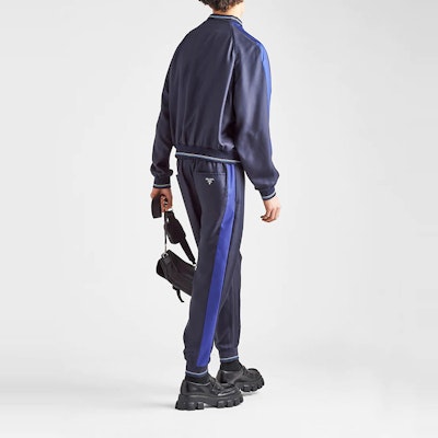 普拉达FW22海军蓝拼色运动裤 SPH185-1QWC-F0008-S-221 Shop 普拉达FW22海军蓝拼色运动裤 SPH185-1QWC-F0008-S-221