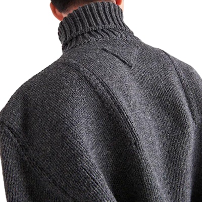 PRADA FW22 Suéter de Lana Acanalado Cuello Alto Gris Pizarra. UMR526-11IO-F0480-S-222 1