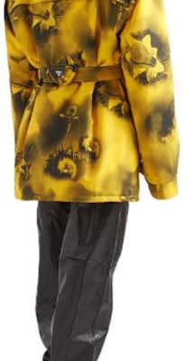 プラダ FW22 イエローパターンベルト付きロングコート. SGC091-11P1-F0010-S-222 Sizing プラダ FW22 イエローパターンベルト付きロングコート. SGC091-11P1-F0010-S-222