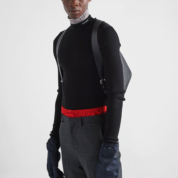 Shop PRADA FW22 黑色提花高领棉质毛衣. UMR527-11IS-F0BN9-S-222