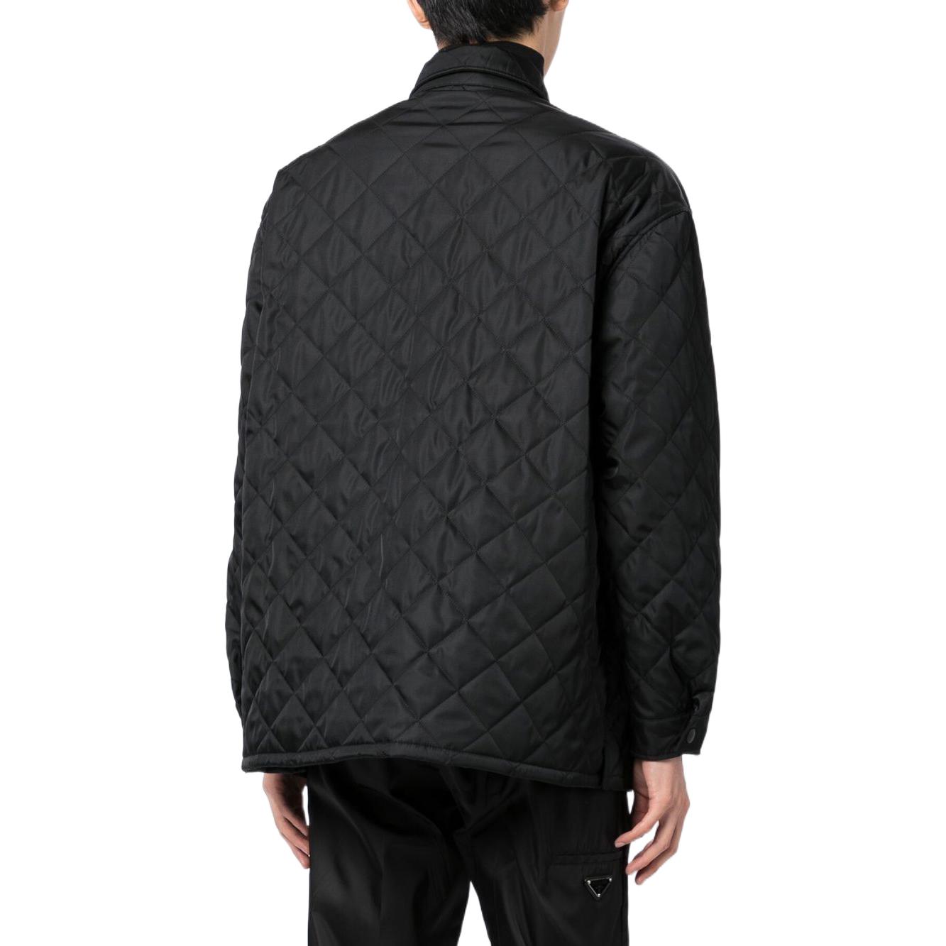 Shop Prada FW22 黑色菱格Logo貼布襯衫外套 男款 SC616M-1WQ8-F0002-S-222