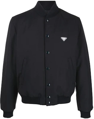 Chaqueta Bomber Negra Prada FW22 con Parche Triangular SGC073-11A6-F0002 Buy Chaqueta Bomber Negra Prada FW22 con Parche Triangular SGC073-11A6-F0002