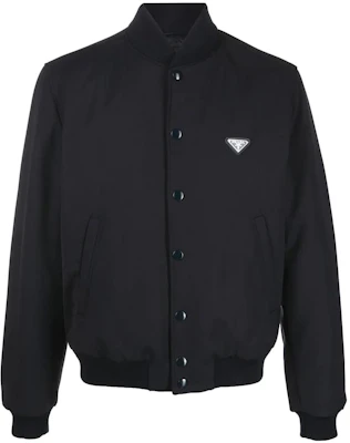 Chaqueta Bomber Negra Prada FW22 con Parche Triangular SGC073-11A6-F0002 Order Chaqueta Bomber Negra Prada FW22 con Parche Triangular SGC073-11A6-F0002