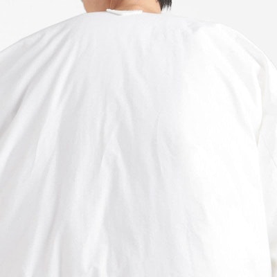 PRADA FW23 White Long Sleeve Down Jacket Oversized Mid-Length Coat. SGC355-1U71-F0009-S-232 Sizing PRADA FW23 White Long Sleeve Down Jacket Oversized Mid-Length Coat. SGC355-1U71-F0009-S-232