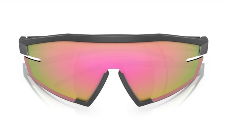 PRADA 男士不規則造型墨鏡 - 黑色標誌設計 PS03ZS15P20A Lookbook PRADA 男士不規則造型墨鏡 - 黑色標誌設計 PS03ZS15P20A