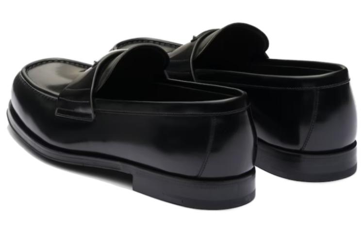 Lookbook 프라다 가죽 슬립온 로퍼 (블랙) 2DB209_055_F0002_F_X000