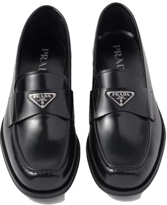 프라다 가죽 슬립온 로퍼 (블랙) 2DB209_055_F0002_F_X000 Shop 프라다 가죽 슬립온 로퍼 (블랙) 2DB209_055_F0002_F_X000
