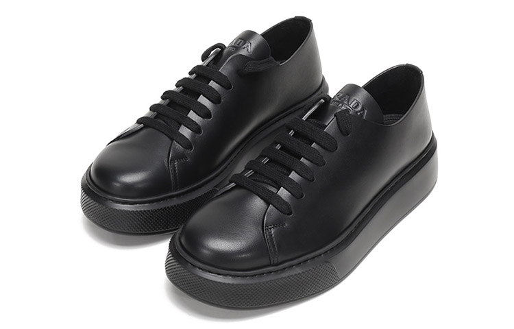 Lookbook Prada Sneaker Hitam Kulit Lace-up 4E3420_3A6F_F0002