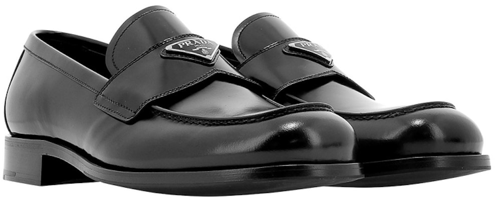 普拉达黑色标志牌皮革乐福鞋 2DB195_P39_F0002_F_X000 Lookbook 普拉达黑色标志牌皮革乐福鞋 2DB195_P39_F0002_F_X000