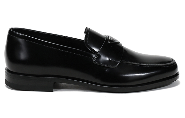 Prada Leather Loafers 'Black Triangle Logo' 圖 2
